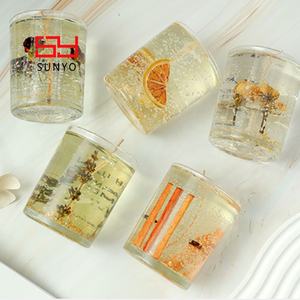 Bougeoirs personnalisés en verre parfumé à la cire de gelée de fleurs séchées Vente en gros Fournisseurs directs Bougeoirs décoratifs - Product Image 2