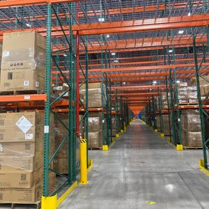 מערכת מדפים לתעשייה כבדה, מאושרת CE, מדגם Jracking,  למחסנים,  עם מדפי משטחים בצורת דמעה אמריקאית, במלאי. - Product Image 3