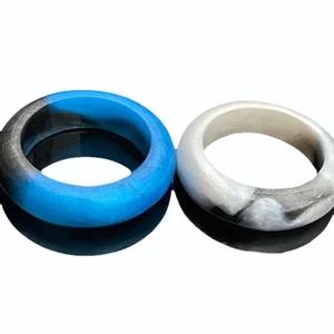 Anillo de Dedo Multicolor de Resina Hecho a Mano, Joyería de Moda Ligera y Elegante para Uso Diario, Disponible a Precio de Exportación - Product Image 1