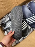 Chaussures d'été décontractées pour l'extérieur et l'intérieur, antidérapantes, avec doublure en mesh et semelle intérieure souple en PVC et caoutchouc, pour couples et familles