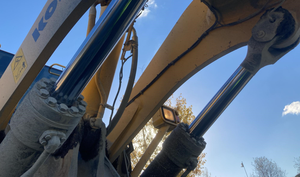 Chargeuse sur pneus Komatsu WA600 d'<span class=keywords><strong>occasion</strong></span> d'origine : performances exceptionnelles, haute fiabilité et excellent rapport qualité-prix - Product Image 6