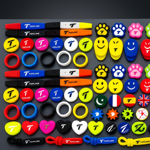TOPLINE Amortiguadores de Silicona para Raquetas de Tenis, Formas Coloridas de Patas Sonrientes y Corazones, Protector Antichoque, Accesorio Universal - Product Image 1