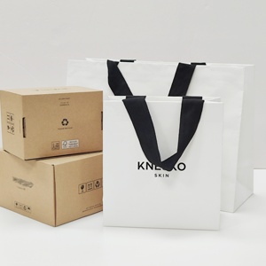 Grands sacs à provisions avec logo imprimé pour cadeaux sac en papier de luxe personnalisé avec logo - Product Image 3