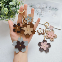 Breloques de fleurs colorées pour porte-clés, pendentif de décoration pour sac, breloques en cuir pour sac à main, bricolage