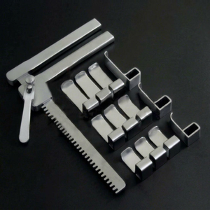 Juego Completo de Retractores para Laminectomía, 13 Piezas, Instrumentos Quirúrgicos de Columna Vertebral de Acero Inoxidable, Calidad Premium - Product Image 1