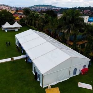 Grande tente en aluminium blanc <span class=keywords><strong>de</strong></span> 20m <span class=keywords><strong>de</strong></span> large avec fenêtre <span class=keywords><strong>de</strong></span> <span class=keywords><strong>toit</strong></span> en PVC Chapiteau incurvé temporaire Tentes à portée claire pour usage intérieur - Product Image 2
