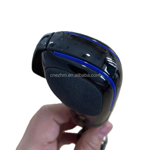 Poignée de levier de vitesse automatique de haute qualité DSG Black Warrior en daim avec finition bleue pour Volkswagen avec plateformes PQ et MQB - Product Image 3