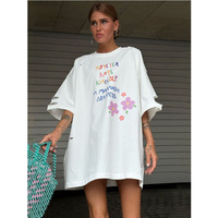 Robe T-shirt rose délavée et déchirée pour femme - Robe ample à imprimé floral et graffiti pour le streetwear Y2K