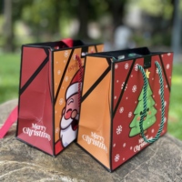 Sac fourre-tout en papier de Noël avec logo personnalisé, avec poignée et sac de Noël en papier fin, pour l'emballage de cadeaux et les achats