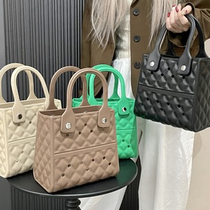 Sac fourre-tout de luxe moderne en EVA matelassé diamant, imperméable et respirant, mini sac à main personnalisé pour la plage et le shopping, sac unisexe en EVA - Product Image 6