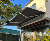 Vente en gros de parasol étanche en PVC personnalisé Cassette complète auvent rétractable pour restaurant balcon aluminium acrylique motorisé