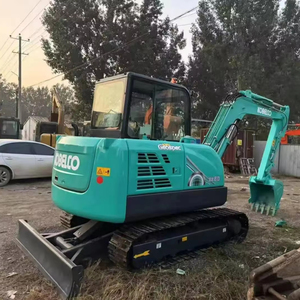 Excavadora compacta Kobelco SK60-8, maquinaria de construcción eficiente adecuada para proyectos pequeños y medianos. - Product Image 2
