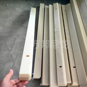 Almohadilla de Nylon 12568 50*60 Beige para Elevadores - Product Image 1