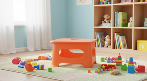 Chaise pour enfants en plastique carrée, design minimaliste portable pour bébés et enfants - Product Image 2