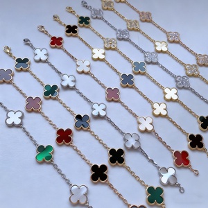 <span class=keywords><strong>Bracelet</strong></span> de trèfle classique 925 de haute qualité avec conception de cadeau chanceux et accessoires de charme à la mode - Product Image 2