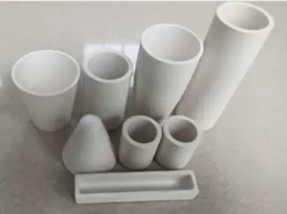 Nuovi prodotti personalizzati tubi in ceramica Al2o3 99 crogiolo di allumina in porcellana