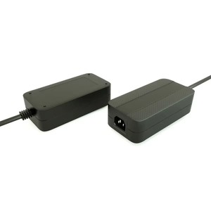 Cargador de Batería LiFePO4 de Alta Corriente <span class=keywords><strong>LYD</strong></span> 8A 116.8W para Uso Industrial en RV y Embarcaciones - Salida 14.6V8A - Product Image 2