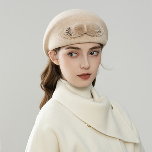 Béret élégant pour femme à rayures de style français, en tissu de laine, avec nœud, vintage, mode hiver, casquette d'hôtesse, inspiré des mondaines, petite taille - Product Image 4