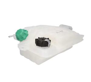Pièces automobiles 8713501959 81682890 Bouteille de réservoir d'expansion pour Iveco - Product Image 1