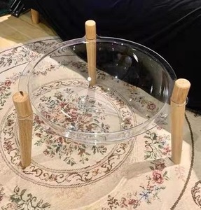 Cúpula acrílica moderna para mascotas para 2025: un refugio elegante y único inspirado en el diseño de naves espaciales - Product Image 1