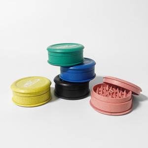 กล่องใส่ไฟแช็กพลาสติกทรงกลมแบบเรียบง่ายหลากสี - Product Image 5