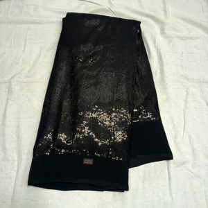 ผ้าหรูหราพรีเมียมลายปักเลื่อมแบบ Faux Georgette ประดับด้วยเลื่อมวิบวับสวยงามและงานปักด้ายอันประณีต - Product Image 1