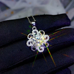 Collar con colgante de flores para mujer, cadena con dije floral simple, regalo de joyería elegante y a la moda - Product Image 3