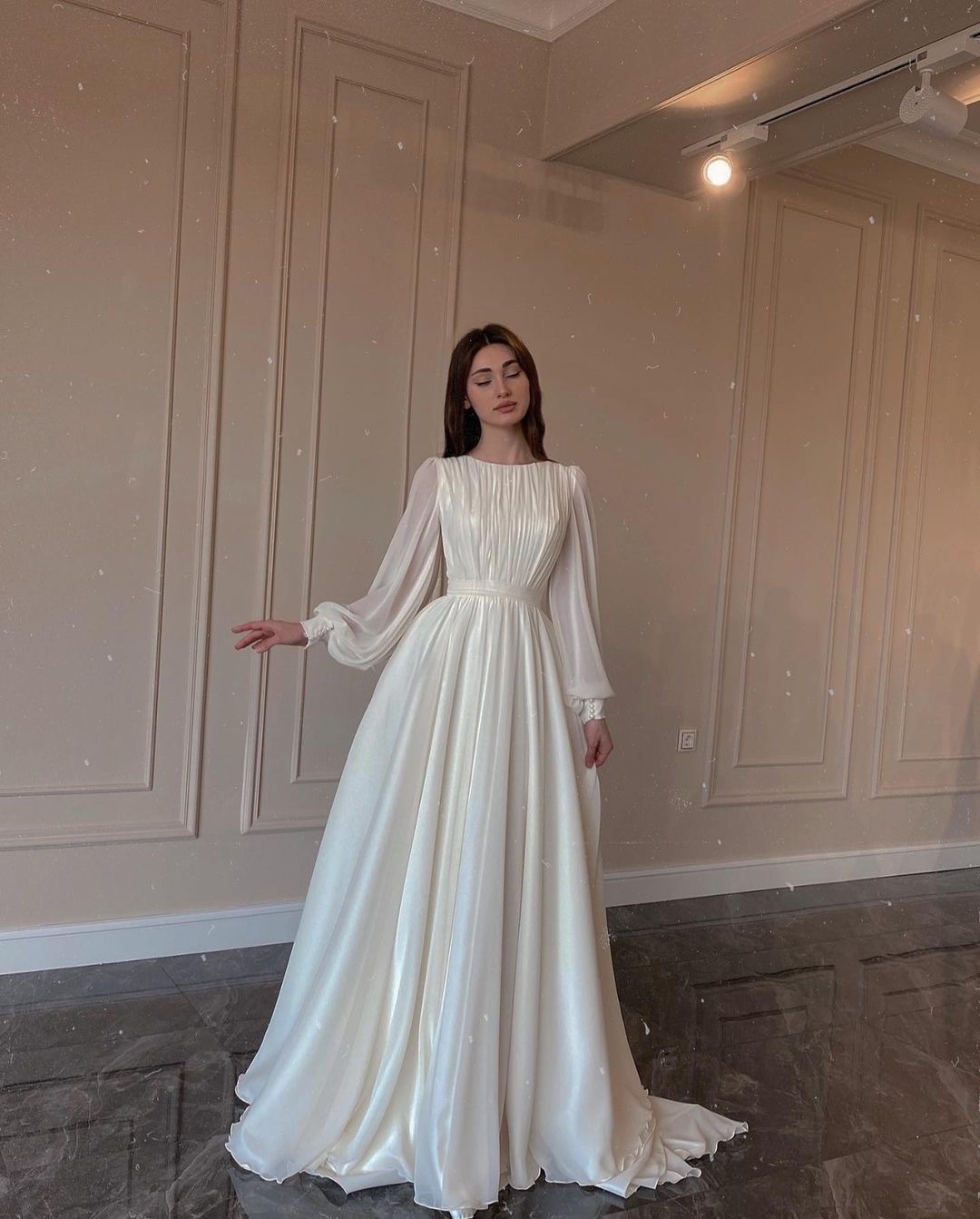 Elegant Long Sleeve White Maxi Dress for Women - Bohemian Evening Party  Outfit, Floor-Length Spring Fashion Ruffle Design