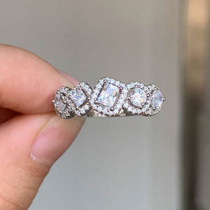 Anello di Fidanzamento da Donna Q016 in Oro Bianco con Diamante Naturale Taglio Brillante Rotondo Colore G - Product Image 6