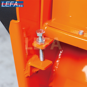 Desbrozadora de Martillos para Tractor Pequeño de 15-40HP con Accionamiento por Toma de Fuerza y Enganche de 3 Puntos en Venta - Product Image 5