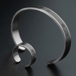 Pulsera Sencilla Personalizada de Acero Inoxidable para Mujer, Brazalete Ajustable de Moda para Hombre y Mujer, Joyería al por Mayor - Product Image 1