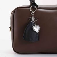 Alarme personnelle porte-clés de sécurité avec étui en cuir et breloque cœur, mini alarme de sécurité à suspendre