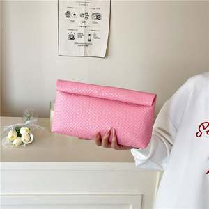 Bolso de noche de lujo para mujer con diamantes de imitación de terciopelo moderno, bolso cruzado para bodas y fiestas con cierre. - Product Image 2