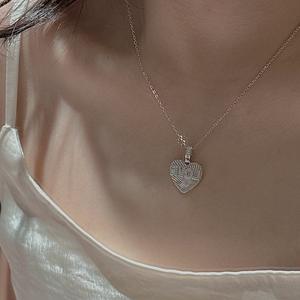 Colgante de Plata de Ley S925 con Diseño de Nicho, Ligero, Moderno, Estilo Vintage, Joyería con Forma de Corazón - Product Image 3