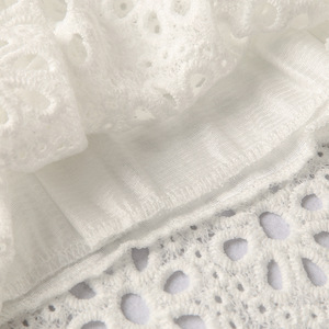 Robes d'été pour maman et <span class=keywords><strong>moi</strong></span> <span class=keywords><strong>de</strong></span> haute qualité en gros 2021, robe en dentelle blanche ajourée pour filles - Product Image 6