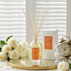 Aikun Low Moq Any Scent Long Lasting 250ml Clear Glass <b>Bottle</b> Sticker Label Reed Diffuser Gift Box Set for Holiday Buyers - Product Image 1