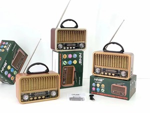 Redwingy NS-8899BT Xách Tay Cổ Điển AM FM Radio Với Â<span class=keywords><strong>m</strong></span> Thanh Stereo Loa DC Pin Lớn Powered USB AUX <span class=keywords><strong>Bluetooth</strong></span> Bằng Gỗ Đài Phát Thanh - Product Image 6