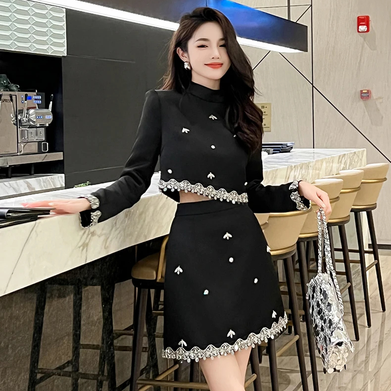 ZYHT New Casual 2 Piece Set Elegant For Women Crop Top Skirts Set Shiny Beading Black Solid Blouse and A-line Skirt Suit