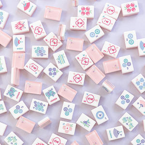 Juego de Mahjong Moderno de Lujo con Decoración de Mariposas Rosas, 160 Piezas, Acrílico, Plegable, Portátil, Mini, de Viaje, para <span class=keywords><strong>Casino</strong></span> - Product Image 4