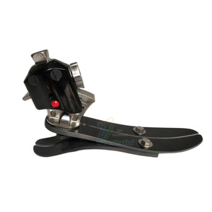 Prótesis <span class=keywords><strong>de</strong></span> pie <span class=keywords><strong>de</strong></span> fibra <span class=keywords><strong>de</strong></span> carbono con altura <span class=keywords><strong>de</strong></span> talón ajustable y almacenamiento <span class=keywords><strong>de</strong></span> energía, con dedo delantero dividido, para usuarios amputados con actividad moderada - Product Image 1