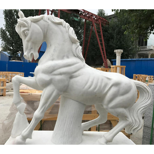 Statue grandeur nature de tête de cheval en marbre blanc naturel pour la décoration intérieure - Product Image 5