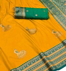 Elegante y Sofisticado Sari de Seda Amarilla con Bordado de Pavo Real y Borde Verde, con Blusa, para Bodas, Fiestas y Festivales - Product Image 3