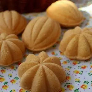 जी दान गाओ मिनी स्पंज केक Kuih Bahulu वफ़ल केक निर्माता मशीन