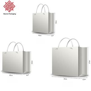 Sac cadeau Baoren High Beauty bleu, petit et élégant, sac en papier de luxe avec logo découpé, poignée torsadée, sac d'emballage pour robe, logo personnalisé - Product Image 6