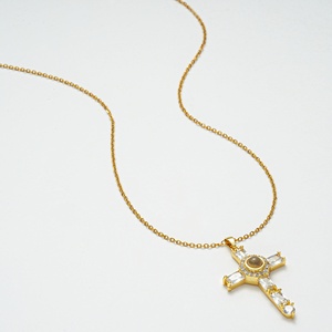 <span class=keywords><strong>Collana</strong></span> di <span class=keywords><strong>proiezione</strong></span> a croce personalizzata <span class=keywords><strong>con</strong></span> foto nascosta oro placcato gioielli religiosi regalo per uomini e donne ciondolo commemorativo - Product Image 5
