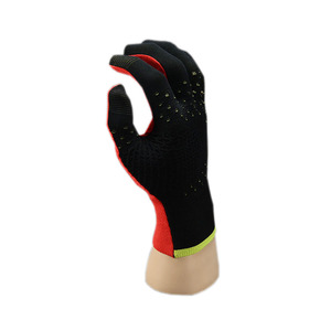 Mano di Manichino Maschile Realistica in Plastica per Esposizione di Guanti - Product Image 3