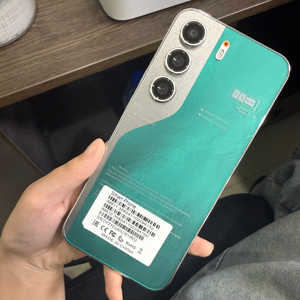 เหมาะสำหรับการใช้งานในชีวิตประจำวัน รุ่น Global Camon40pro มีดีไซน์สวยงามโดดเด่น พร้อมเป็นสมาร์ทโฟน 5G หน้าจอ 7 นิ้ว - Product Image 2