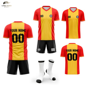 Set Uniforme da Calcio Personalizzabile con Logo Gratuito, Maglia Sportiva Traspirante a Manica Corta XL, Asciugatura Rapida, Unisex per Adulti - Product Image 1