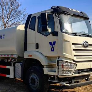 Nuevo Camión Cisterna FAW de China, Tracción 6x4, Tanques de Acero Duraderos de 5001-10000L, 251-350hp, en Venta - Product Image 1