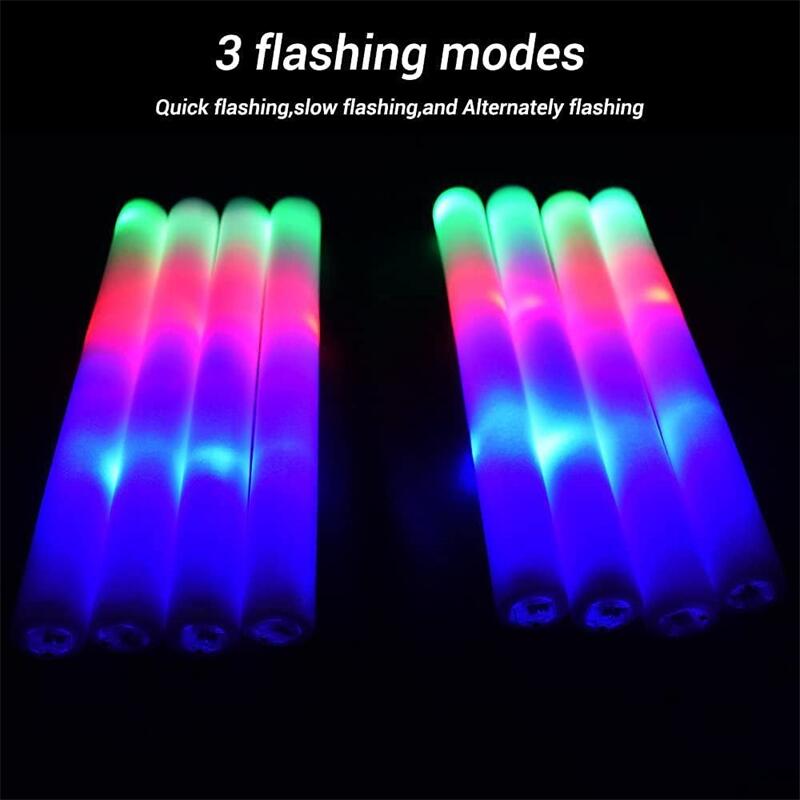 Bastoncini Luminosi In Schiuma, Bastoncini Luminosi a Led, 40pcs Bacchetta Luminosa Fluorescenti, 3 Modalità Lampeggianti, Multicolore Bastoncini Luminosi per Compleanno Feste Natale Halloween